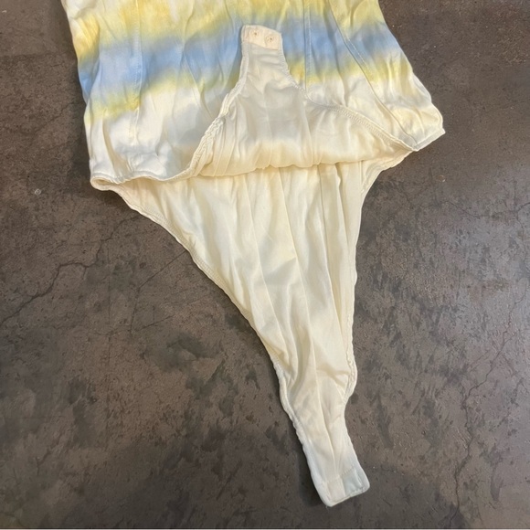 Zara Tie Dye V-Neck Spaghetti Strap Satin Effect Bodysuit Size Small- OBO - Picture 5 of 8